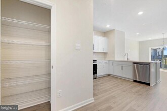 344 Ensemble Wy in Frederick, MD - Building Photo - Building Photo