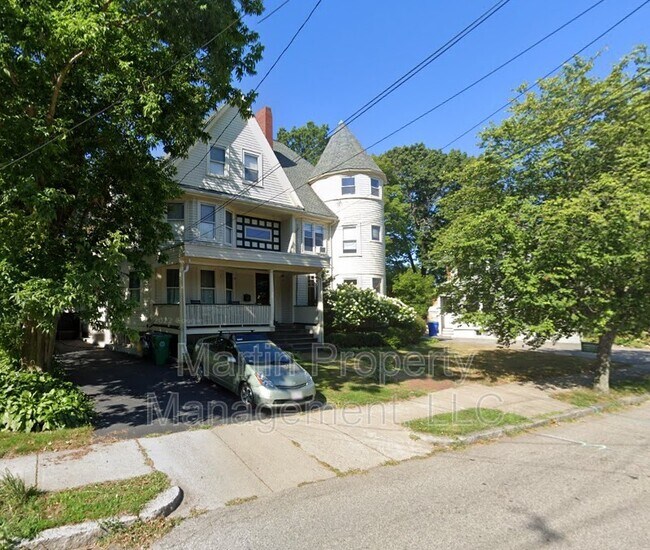 property at 140 Church St