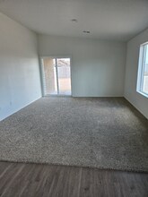 7994 E 46th Pl in Yuma, AZ - Building Photo - Building Photo