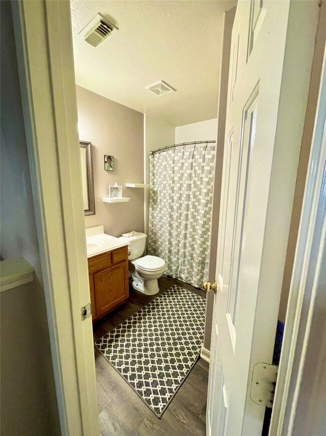 2411 Fox River Ln in Spring, TX - Building Photo - Building Photo