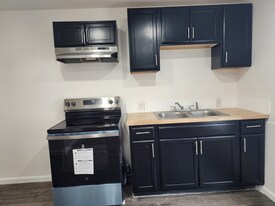 129 Willow St, Unit 1 in Meriden, CT - Building Photo