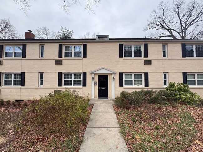 property at 202 N Trenton St