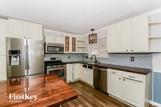 578 Green Forest Dr in Fenton, MO - Foto de edificio - Building Photo