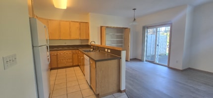 4020 Shelby Rd, Unit 2 in Lynnwood, WA - Building Photo - Building Photo