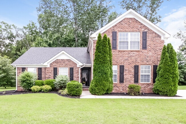 2013 St Andrews Dr