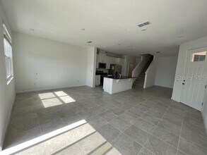 1121 Seaside Mist Trl in Kissimmee, FL - Building Photo - Building Photo