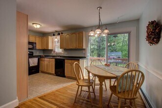 99 Winnicutt Rd, Unit 6 in Stratham, NH - Building Photo - Building Photo