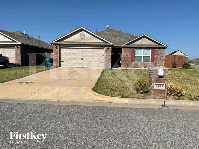 property at 1885 Bradford Pl