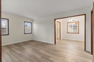 801-815 Saint Louis Avenue in Long Beach, CA - Foto de edificio - Building Photo