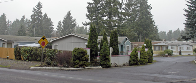 Sans Souci in Puyallup, WA - Foto de edificio - Building Photo