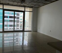 3250 NE 1st Ave, Unit 903 in Miami, FL - Building Photo - Building Photo