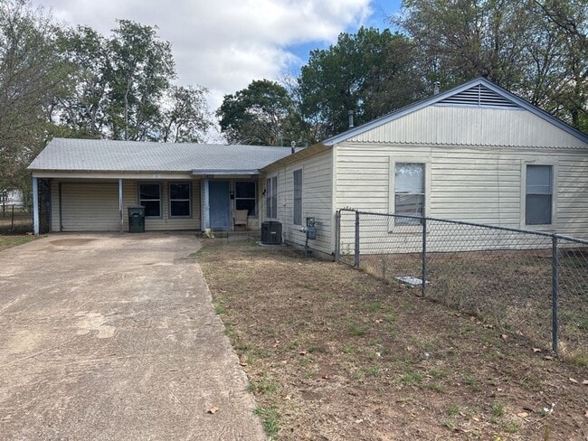 1807 Poage Ave in Killeen, TX - Building Photo - Building Photo