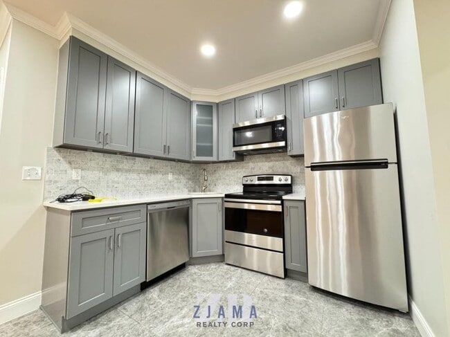 property at 1588 Fulton St