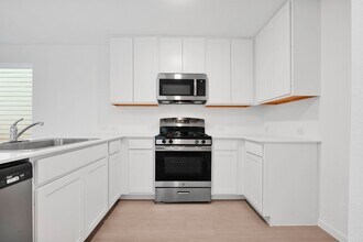 12038 La Cuchilla Ln in San Antonio, TX - Building Photo - Building Photo