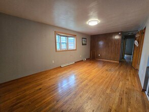 1443 5th St in Natrona Heights, PA - Building Photo - Building Photo
