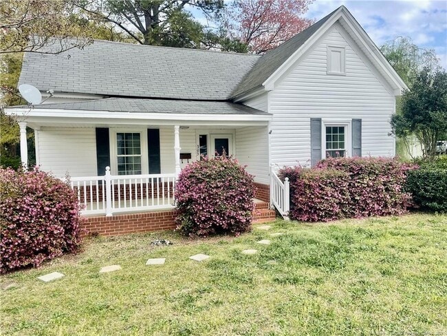 property at 303 N 13th St