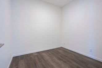 The Fifth in Calgary, AB - Building Photo - Interior Photo