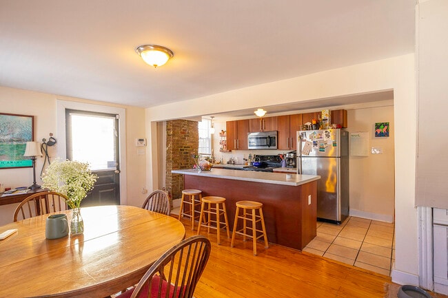 2902 E Clay St, Unit 1 in Richmond, VA - Building Photo - Building Photo