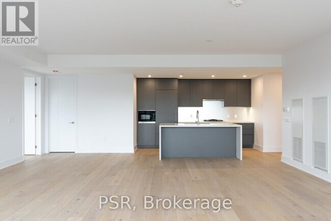346-346 Davenport Rd in Toronto, ON - Building Photo - Building Photo