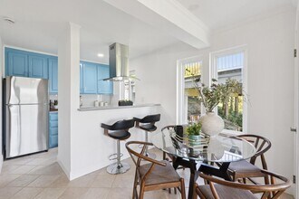 132 Lower Anchorage Rd in Sausalito, CA - Building Photo - Building Photo