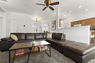 9297 W Calico St in Boise, ID - Building Photo - Building Photo