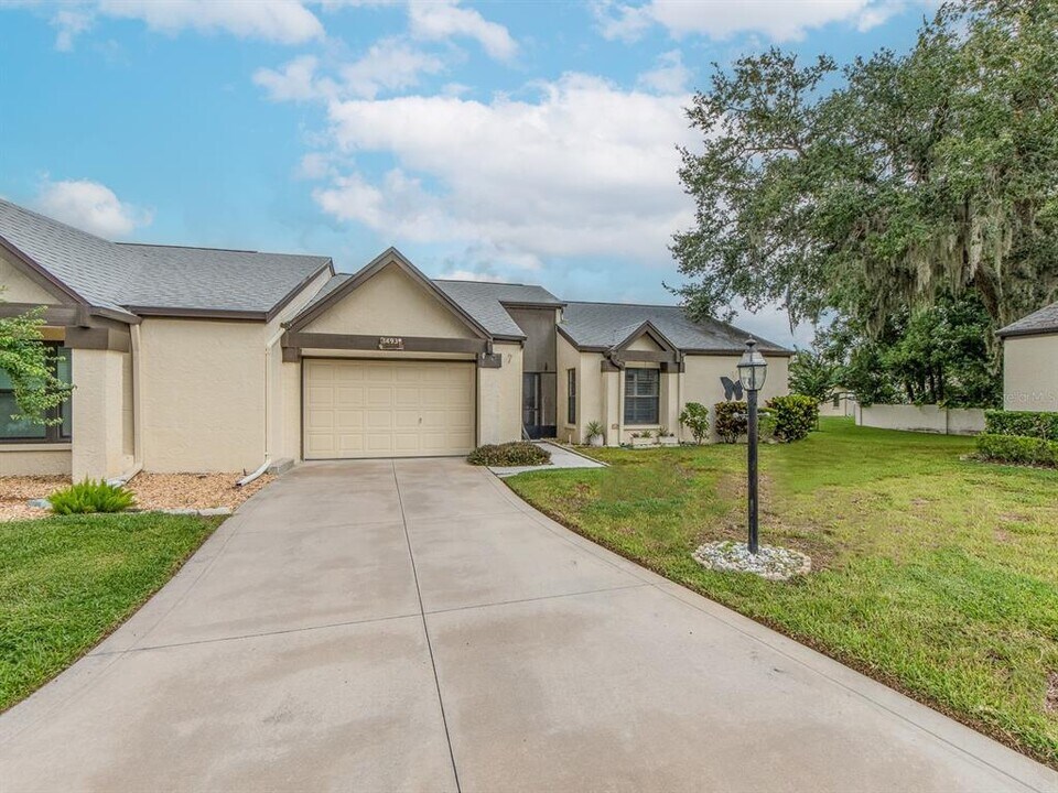 3493 Birchwood Ct in Palm Harbor, FL - Building Photo