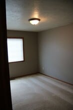 5606 W 58th St in Sioux Falls, SD - Building Photo - Building Photo