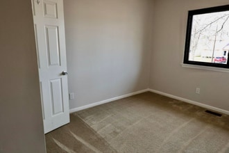 1444 Bridle Creek Blvd in Virginia Beach, VA - Foto de edificio - Building Photo