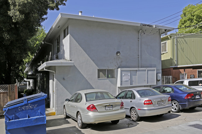 2717 O St in Sacramento, CA - Building Photo - Building Photo