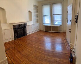 3916 Pine St, Unit 1 in Philadelphia, PA - Building Photo - Building Photo