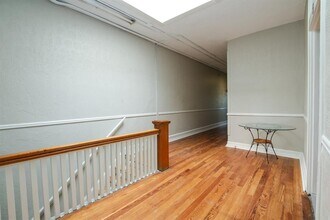 1108 S Akard St-Unit -3 in Dallas, TX - Building Photo - Building Photo