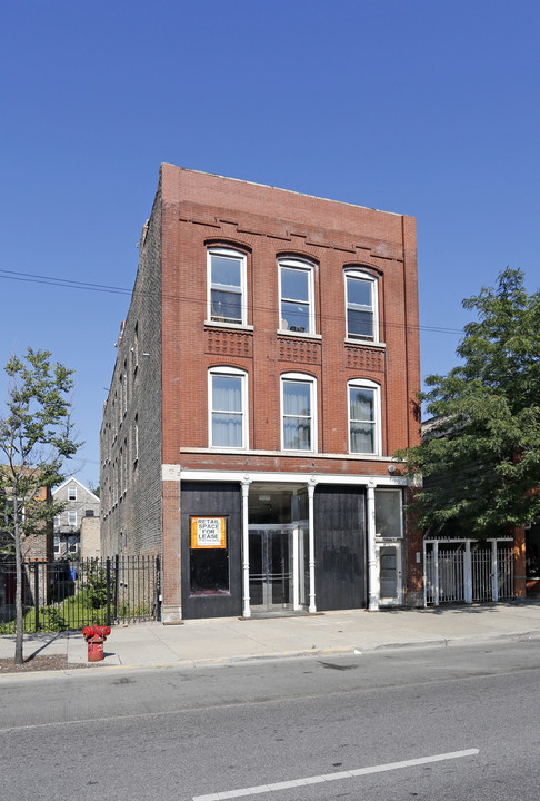 1102 N Ashland Ave in Chicago, IL - Building Photo