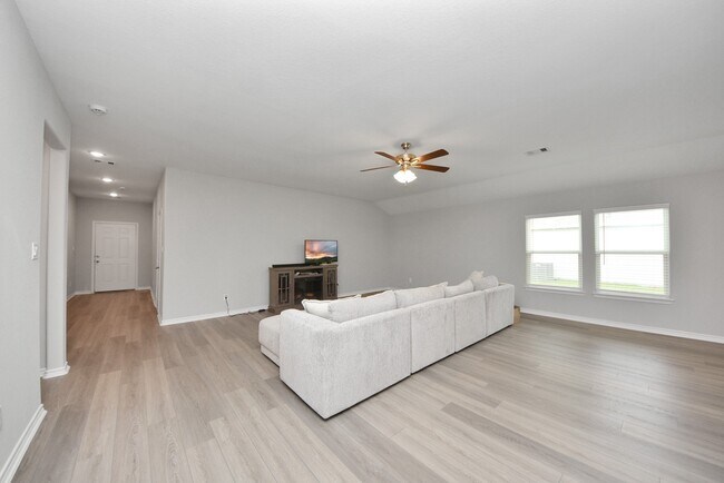 property at 195 S Colbert St