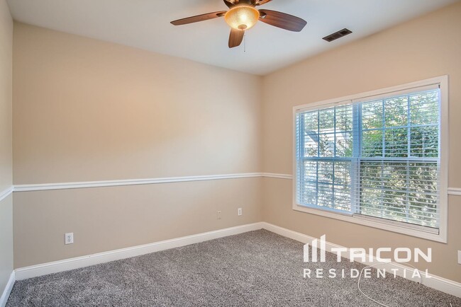 220 Susan Ln in Fayetteville, GA - Building Photo - Building Photo