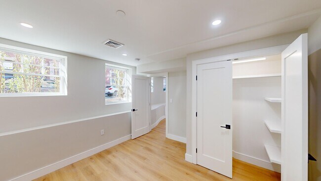 145 Sutherland Rd in Boston, MA - Building Photo - Building Photo