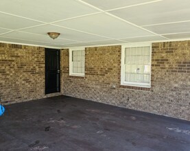 6116 Evans Dr in Rex, GA - Building Photo - Building Photo