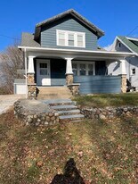 1479 Canadian Ave, Unit 1 in Akron, OH - Building Photo