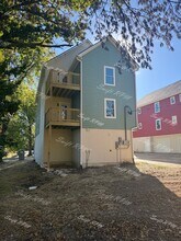 1030 Oakland Ave in Kansas City, KS - Building Photo - Building Photo