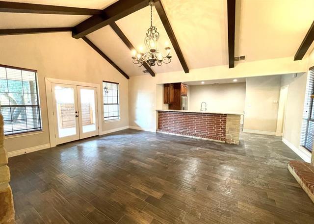 101 Oakwood Dr in Weatherford, TX - Building Photo - Building Photo