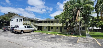 6601 SW 46th St in Davie, FL - Building Photo - Building Photo