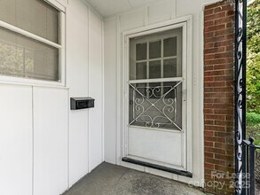 2909 Southwest Blvd in Charlotte, NC - Building Photo - Building Photo