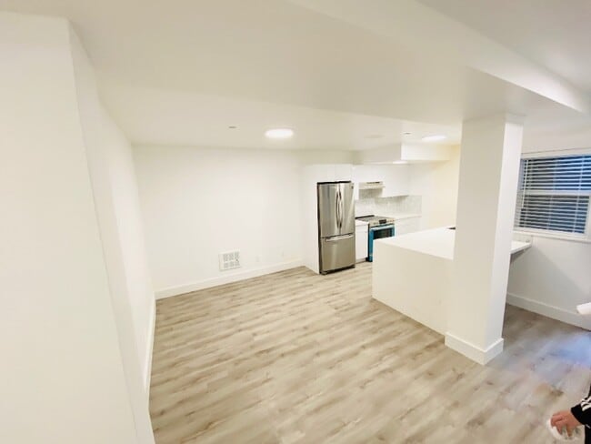 670 Lombard St in San Francisco, CA - Building Photo - Building Photo