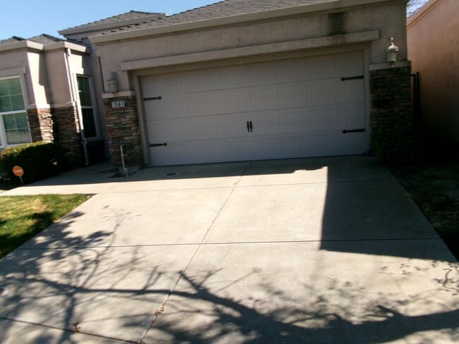 1561 Beck Cir in Stockton, CA - Building Photo - Building Photo