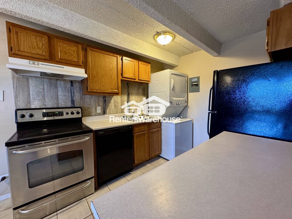 1180 Yosemite St in Denver, CO - Building Photo