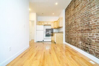 21 Adelphi St in Brooklyn, NY - Building Photo - Building Photo