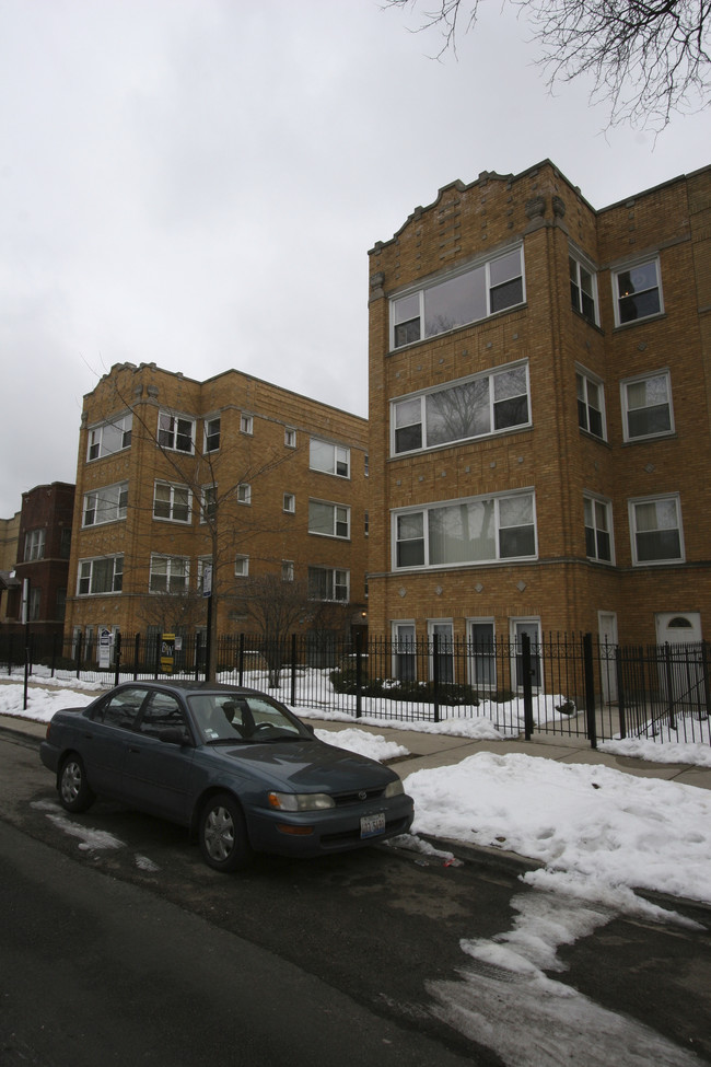 4913 N Avers Ave in Chicago, IL - Building Photo - Building Photo