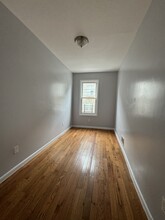 124 Virginia Ave, Unit 1F in Jersey City, NJ - Building Photo - Building Photo