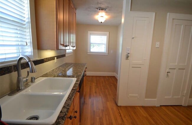 property at 1507 McDuffie St