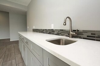 9710 Balkan Ave in Lincoln, NE - Building Photo - Building Photo