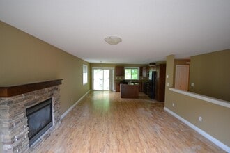 43584 Old Orchard Rd in Chilliwack, BC - Building Photo - Building Photo